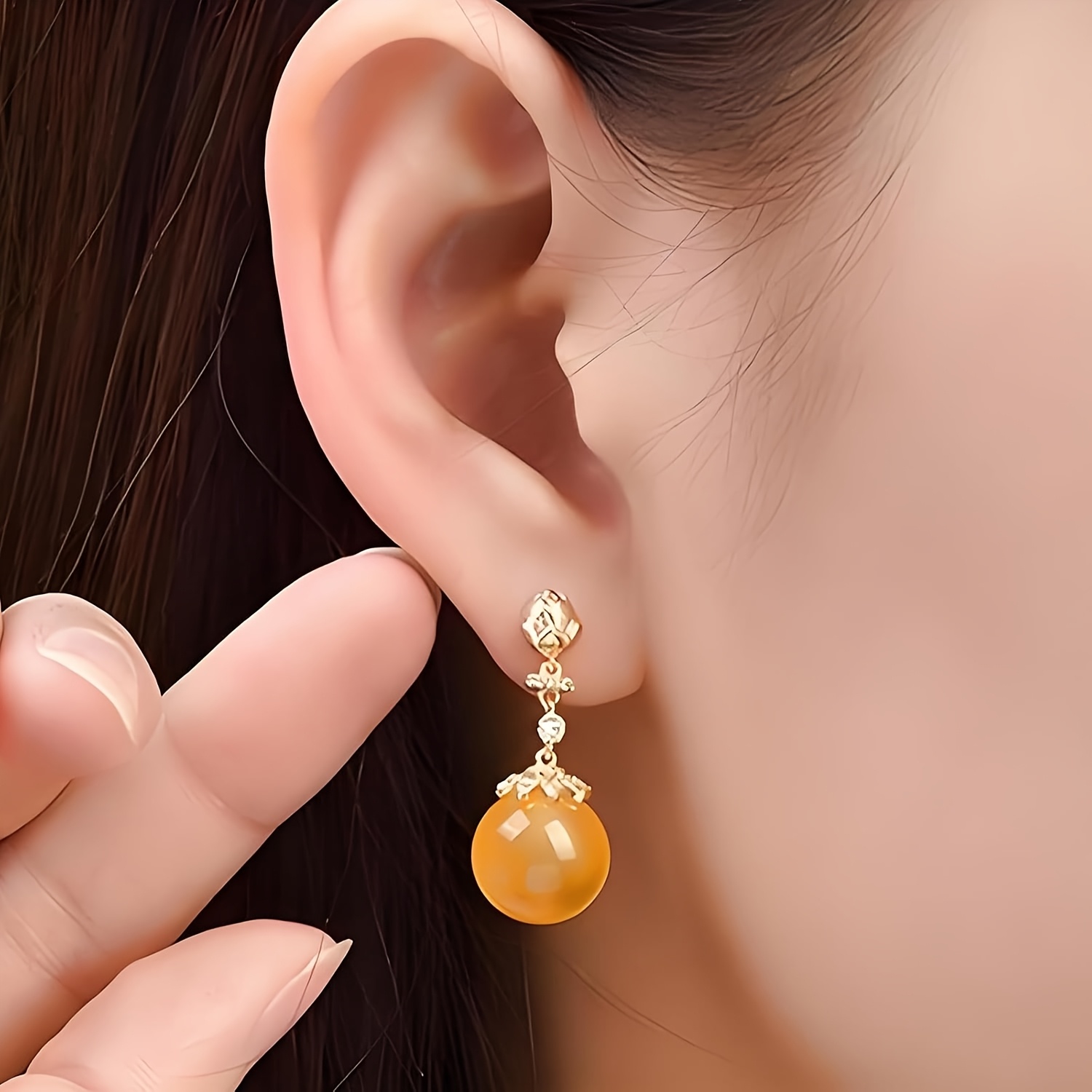 Twee geperforeerde bolvormige  - Resin Jewelry Kit recensie en prijs